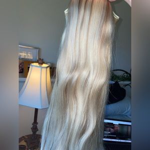 Never Worn Bellami Clip in Hair Extensions